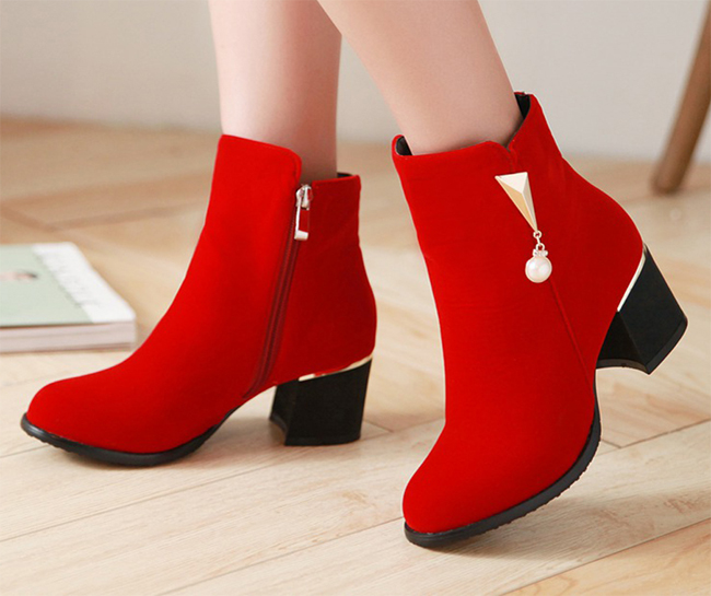altura club calcetines Botas rojas, tienes que comprarte unas… ya | Blog de Yolanda Valdehita